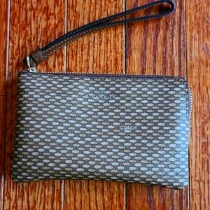 Coach Corner zip wristlet